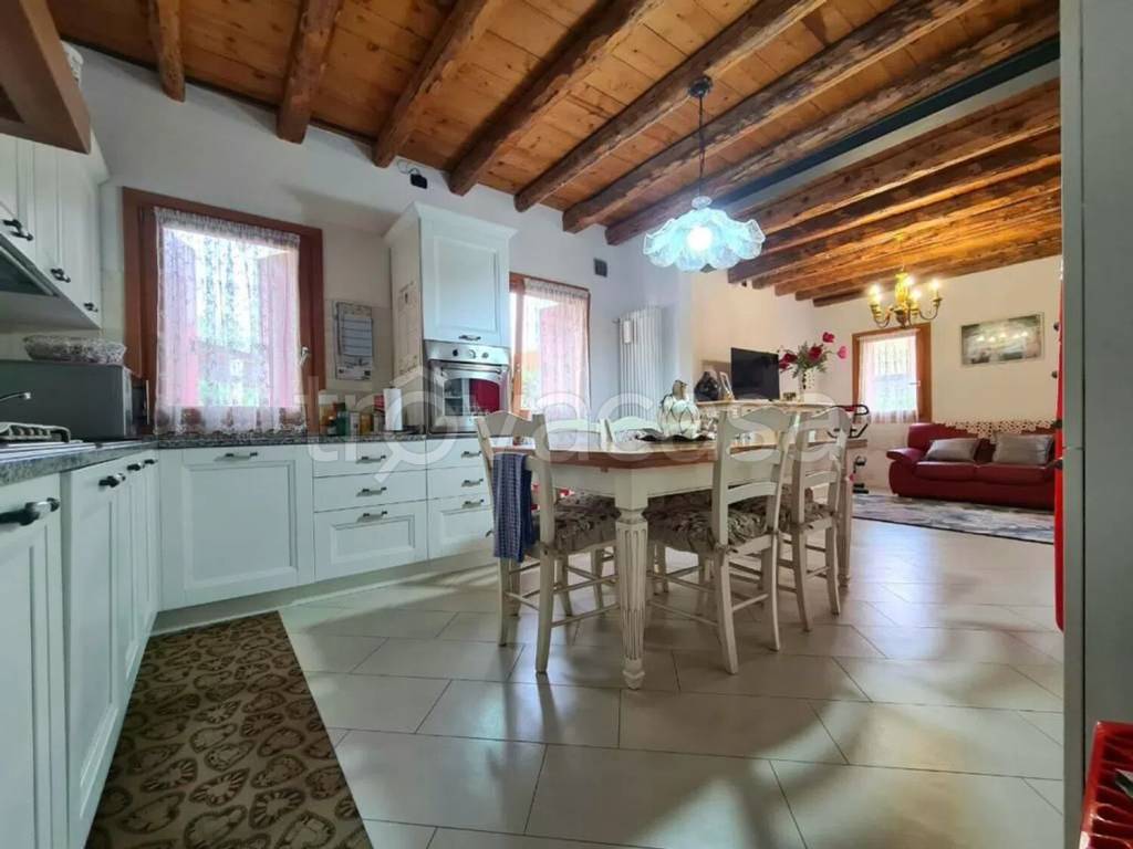 casa indipendente in vendita a Treviso in zona Sant'Antonino