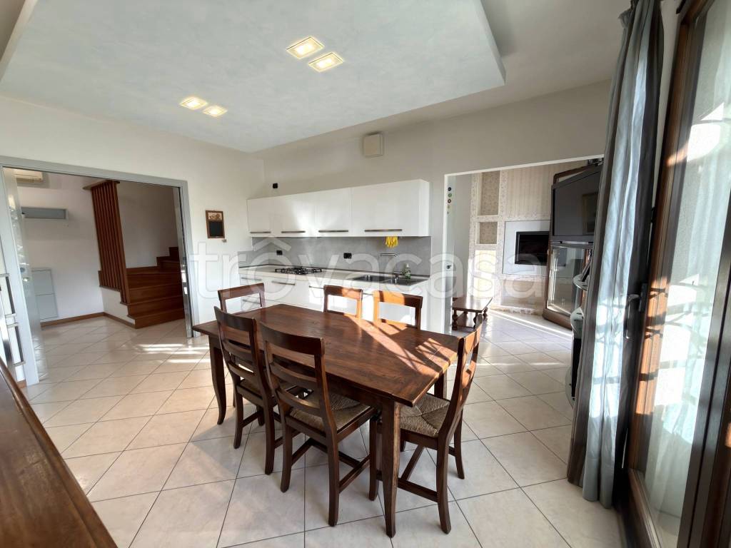 appartamento in vendita a Treviso in zona Centro Storico