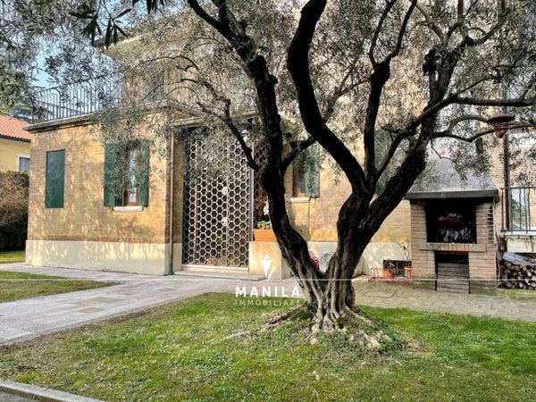 casa indipendente in vendita a Treviso in zona Centro Storico