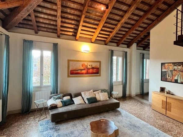 appartamento in vendita a Treviso in zona Centro Storico