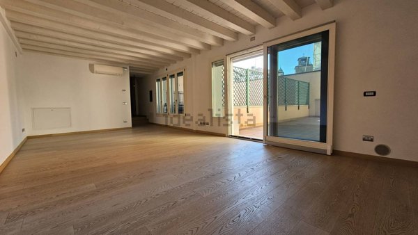 appartamento in vendita a Treviso in zona Centro Storico