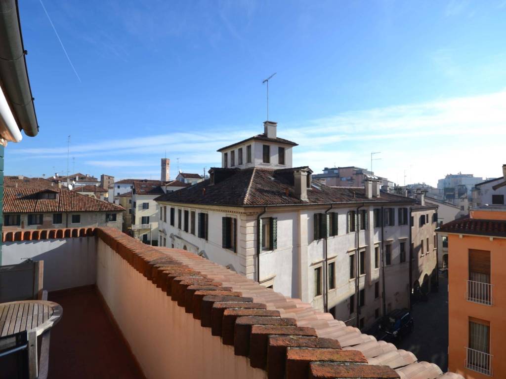 appartamento in vendita a Treviso in zona Centro Storico