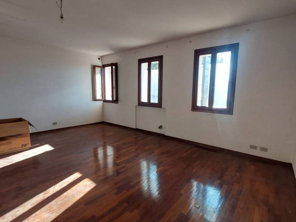 casa indipendente in vendita a Treviso in zona Centro Storico