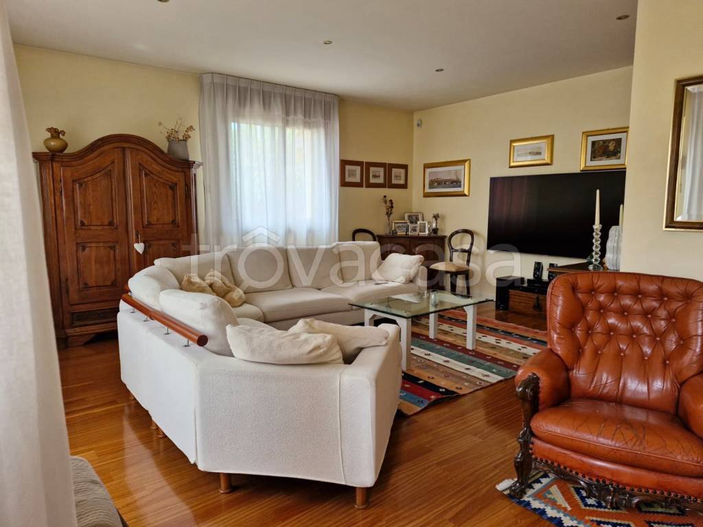 casa indipendente in vendita a Treviso in zona Monigo