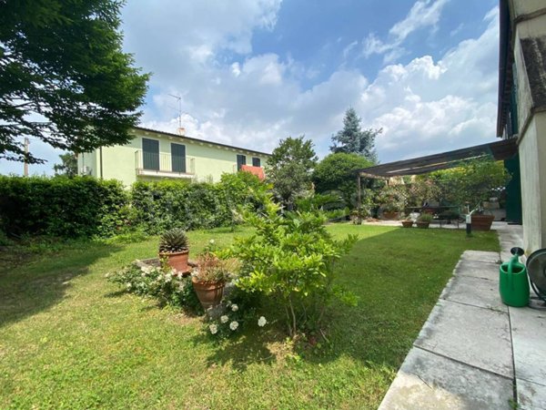 casa indipendente in vendita a Treviso in zona Santa Bona