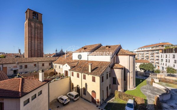 appartamento in vendita a Treviso in zona Centro Storico