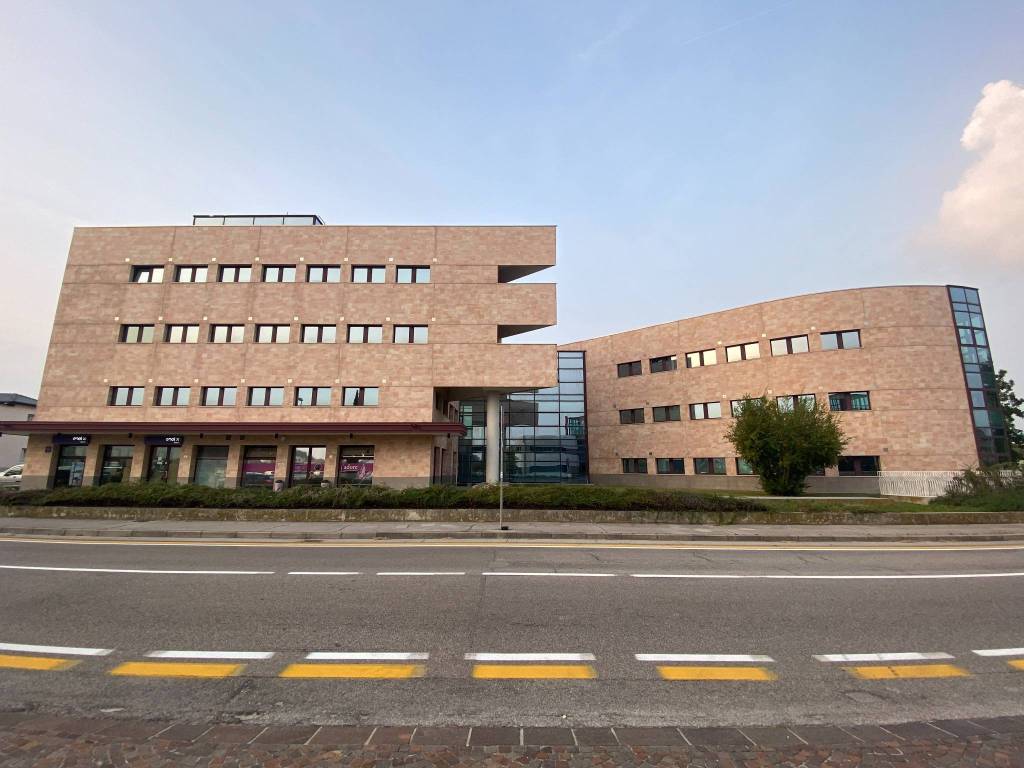 ufficio in vendita a Treviso in zona Centro Storico