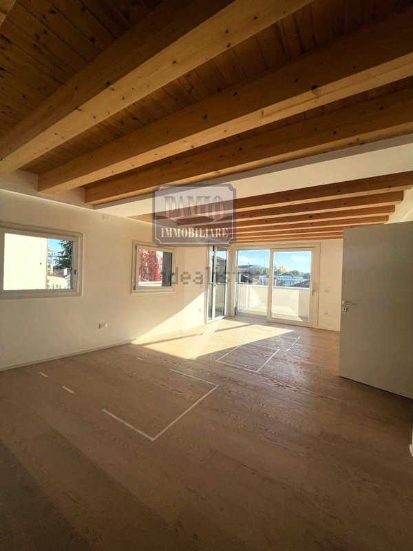 appartamento in vendita a Treviso in zona Santa Bona