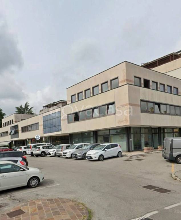 ufficio in vendita a Treviso in zona San Giuseppe