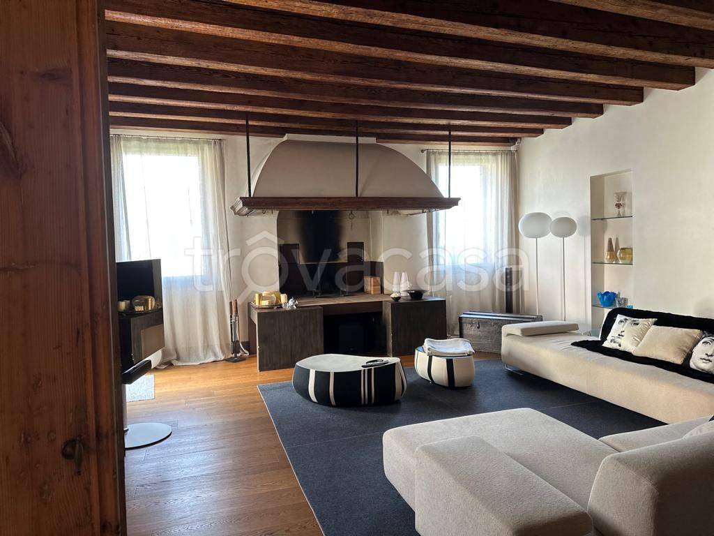 appartamento in vendita a Treviso in zona Centro Storico