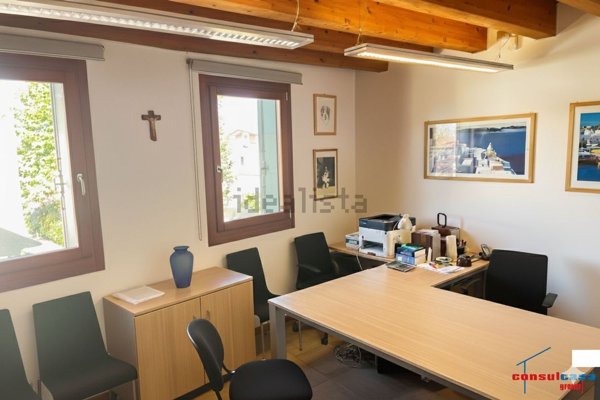 ufficio in vendita a Treviso