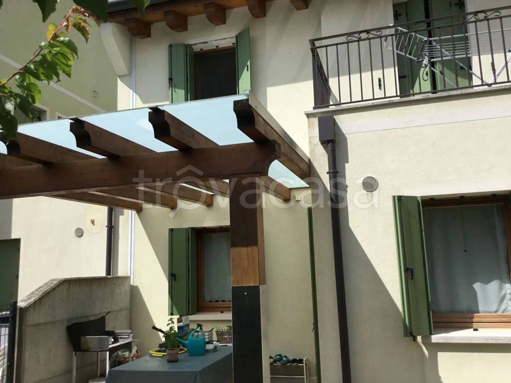 casa indipendente in vendita a Treviso in zona San Pelaio