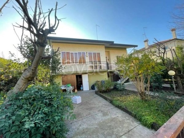 casa indipendente in vendita a Treviso in zona Centro Storico