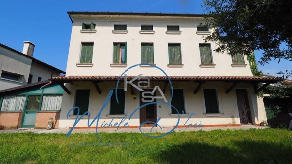 casa indipendente in vendita a Treviso in zona Santa Bona