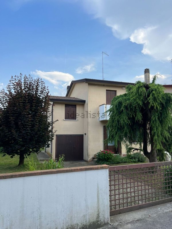 pentavano in vendita a Treviso in zona Ghirada / San Zeno