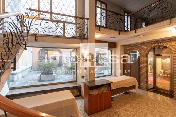 negozio in vendita a Treviso