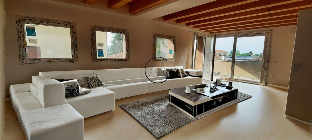 appartamento in vendita a Treviso in zona Centro Storico