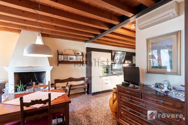 casa indipendente in vendita a Treviso in zona Santa Bona
