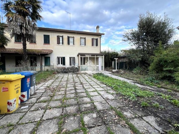 casa indipendente in vendita a Treviso in zona San Pelaio