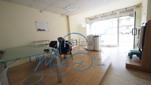 locale commerciale in vendita a Treviso in zona Sant'Antonino