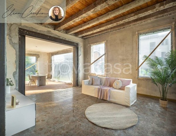 casa indipendente in vendita a Treviso in zona Santa Bona