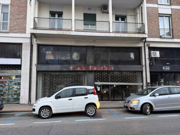 negozio in vendita a Treviso