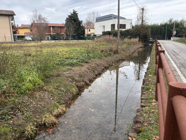 terreno edificabile in vendita a Treviso in zona San Pelaio