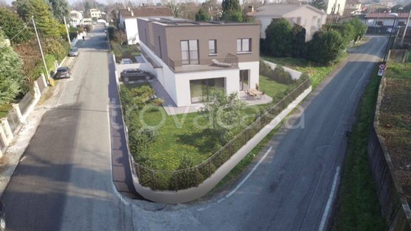 casa indipendente in vendita a Treviso in zona Centro Storico