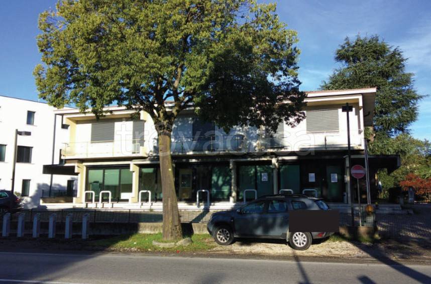 negozio in vendita a Treviso in zona Santa Bona