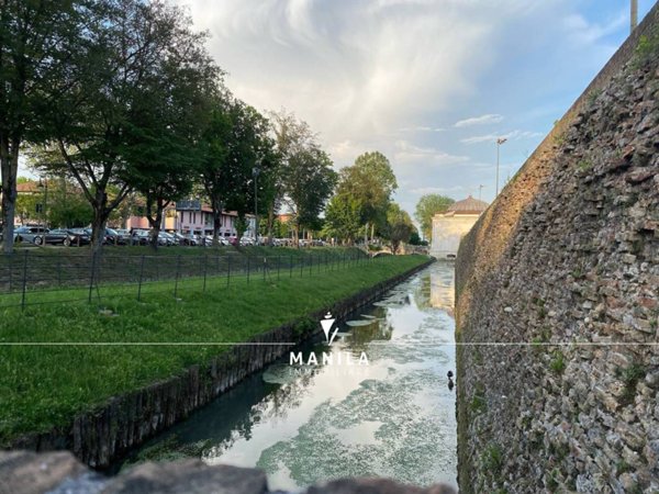 appartamento in vendita a Treviso in zona Centro Storico
