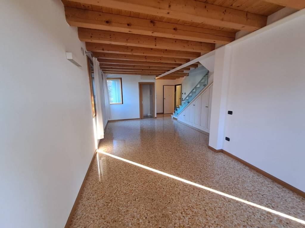 appartamento in vendita a Treviso in zona Canizzano