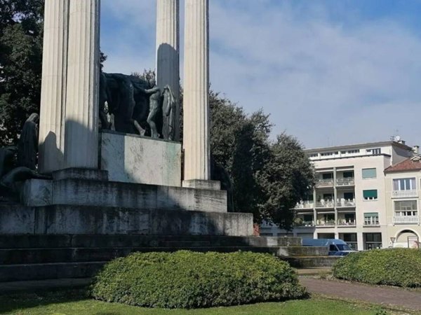 intera palazzina in vendita a Treviso in zona Centro Storico
