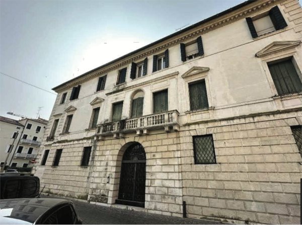 appartamento in vendita a Treviso in zona Centro Storico