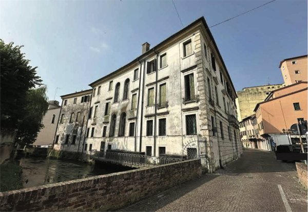 appartamento in vendita a Treviso in zona Centro Storico