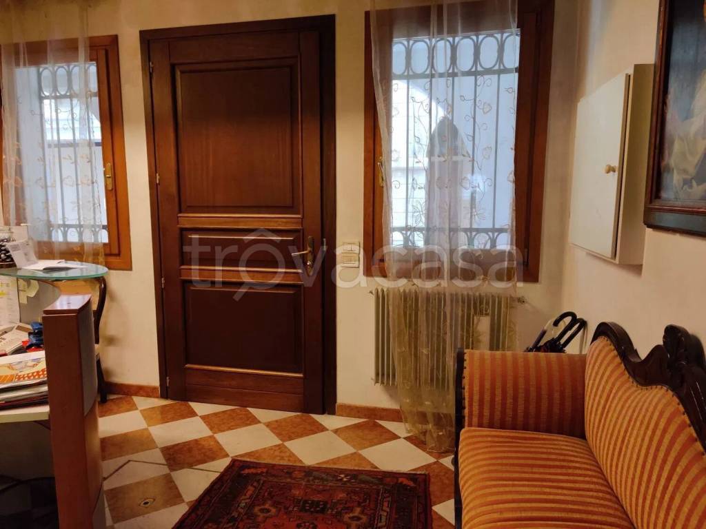 casa indipendente in vendita a Treviso in zona Centro Storico