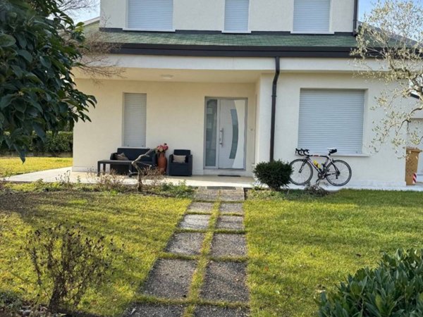 casa indipendente in vendita a Treviso in zona Sant'Angelo