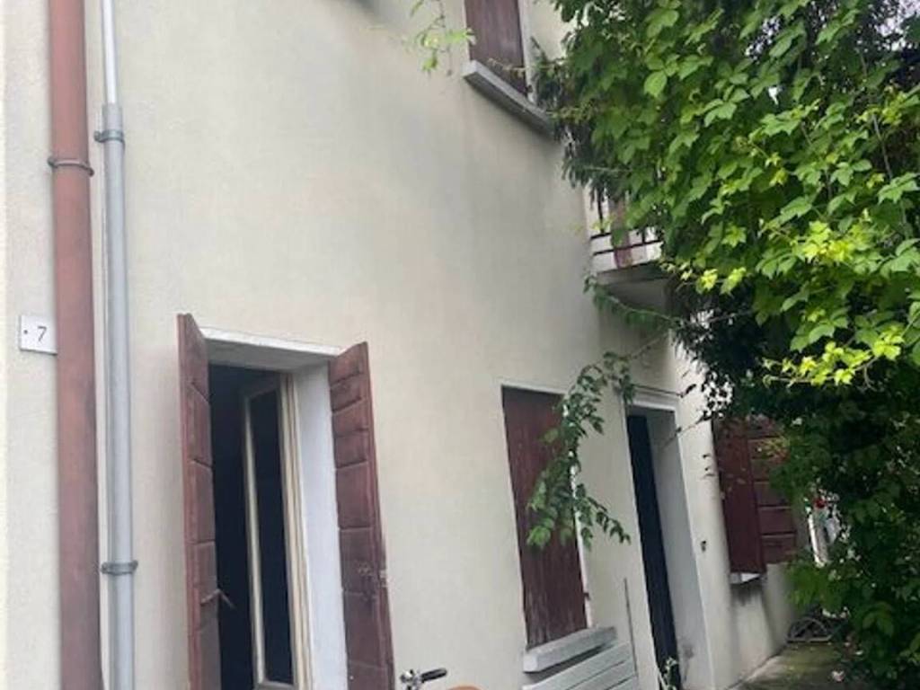 casa indipendente in vendita a Treviso in zona Ghirada / San Zeno