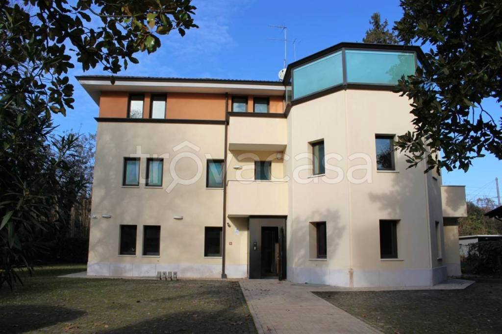 ufficio in vendita a Treviso in zona Sant'Antonino