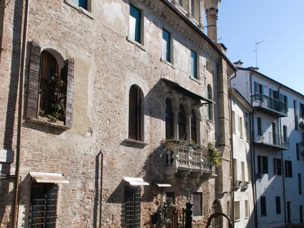 appartamento in vendita a Treviso in zona Centro Storico