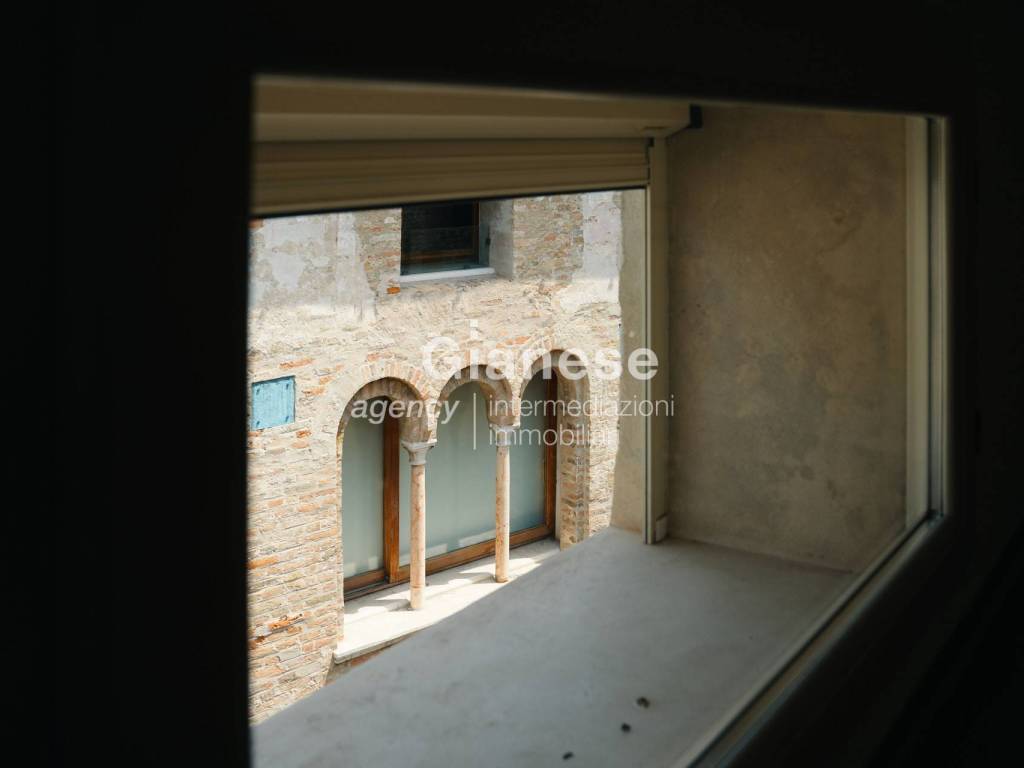appartamento in vendita a Treviso in zona Centro Storico
