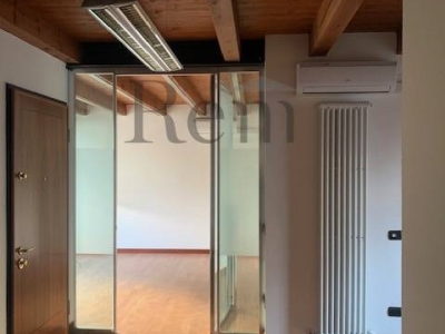 ufficio in vendita a Treviso