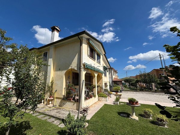 casa indipendente in vendita a Treviso