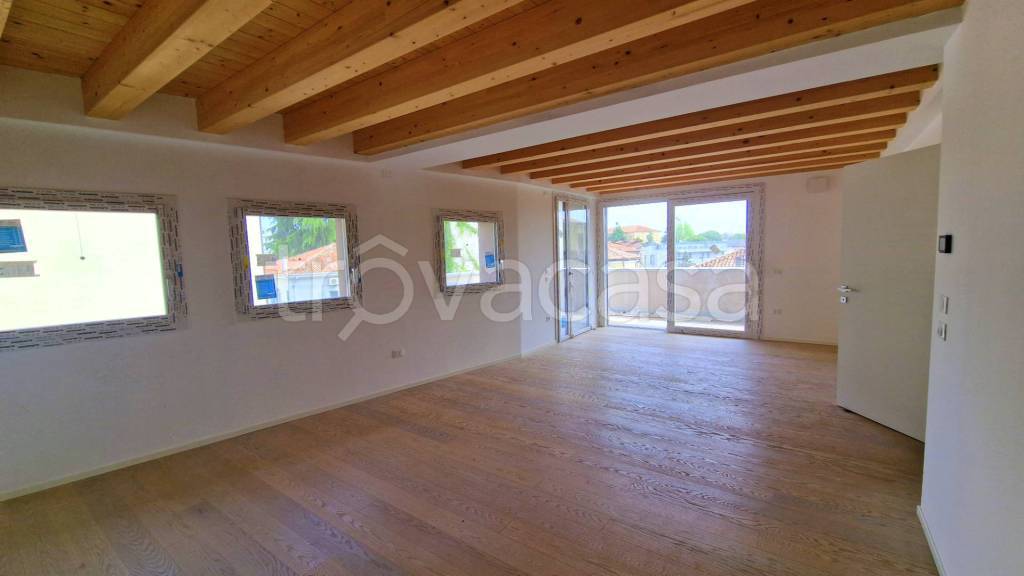 appartamento in vendita a Treviso in zona Santa Bona