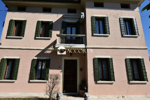 casa indipendente in vendita a Treviso in zona San Pelaio