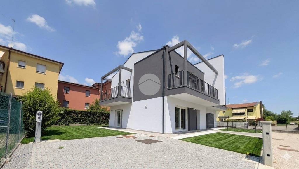 casa indipendente in vendita a Treviso
