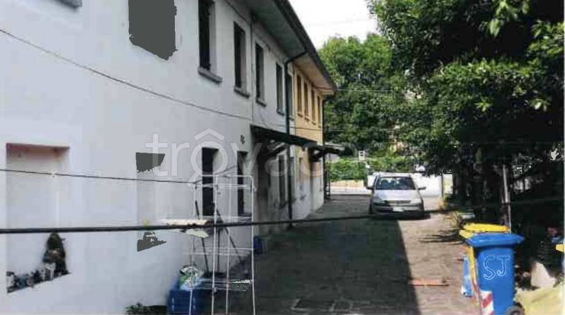 casa indipendente in vendita a Treviso in zona Monigo