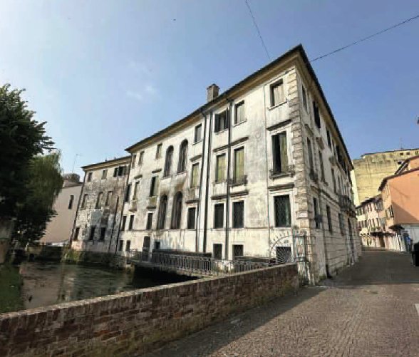 appartamento in vendita a Treviso in zona Centro Storico