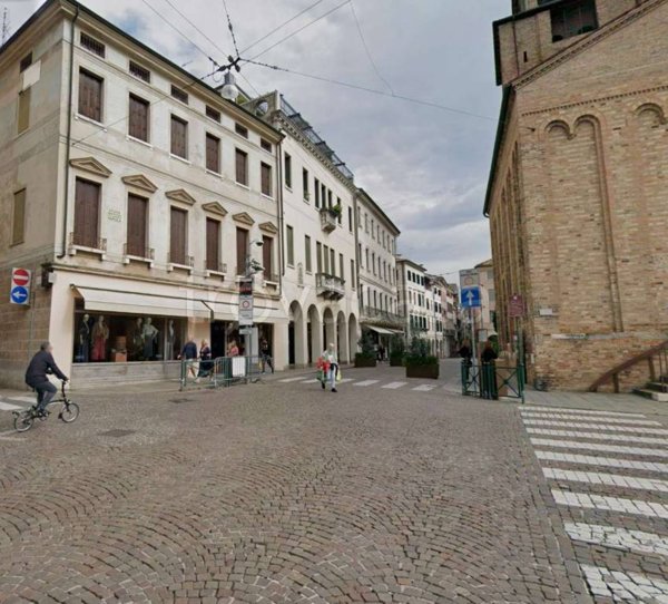 appartamento in vendita a Treviso in zona Centro Storico