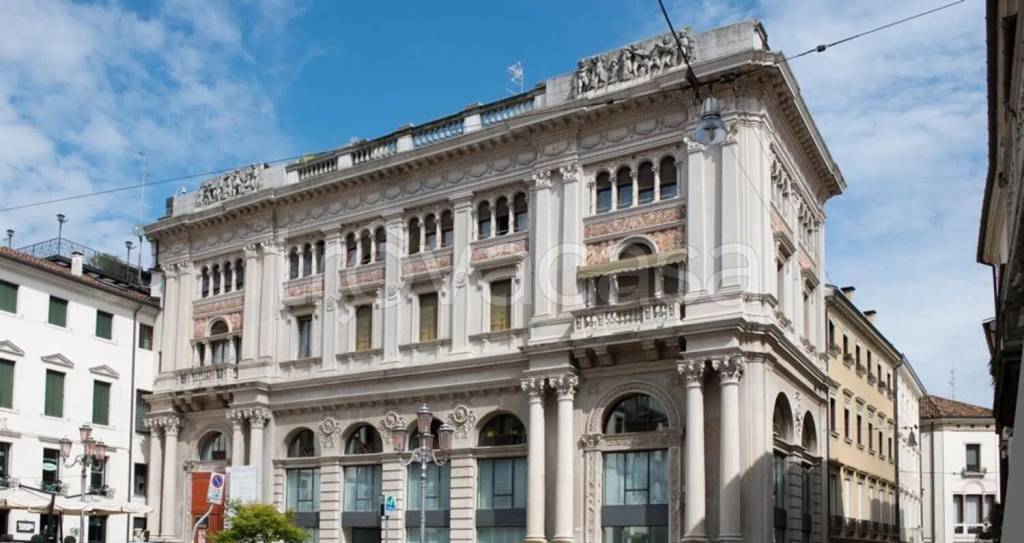 negozio in vendita a Treviso in zona Centro Storico