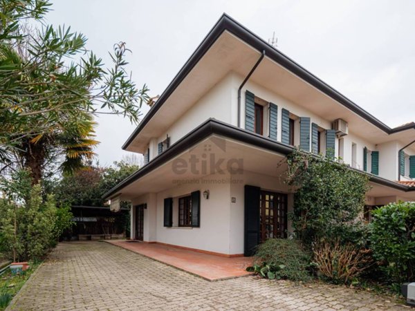 casa indipendente in vendita a Treviso in zona San Pelaio